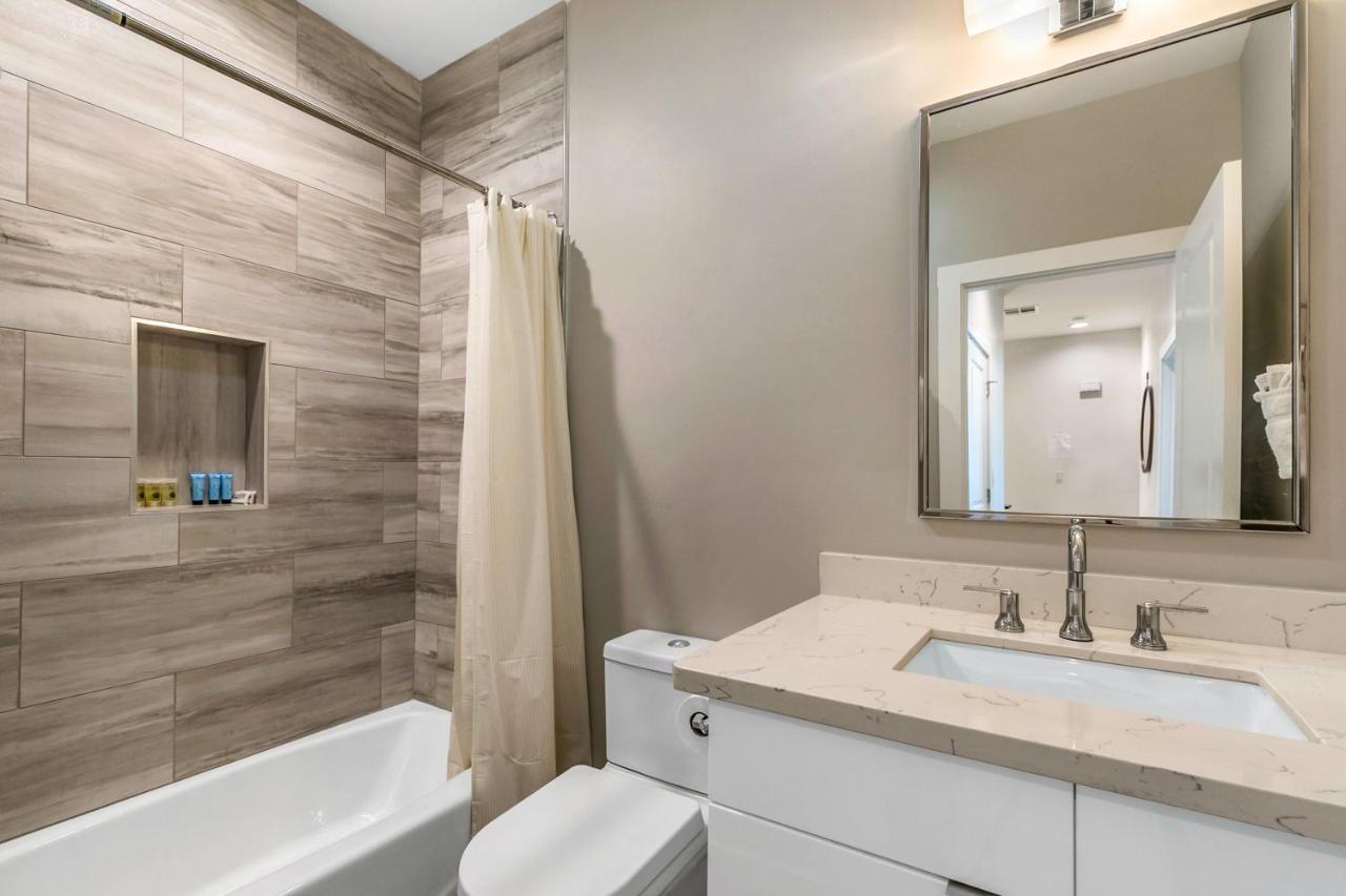 Stunning Living Near Attractions Apartment New Orleans